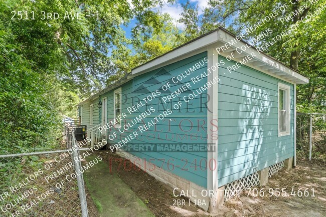 Building Photo - 2511 3rd Ave