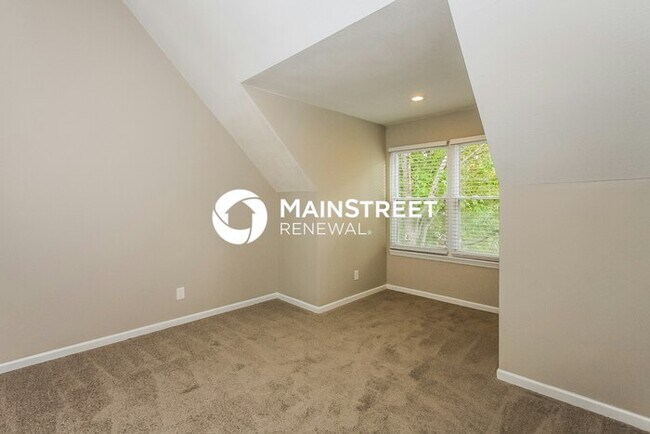 Building Photo - 3 Bedroom Pet-Friendly Home in Kansas City...