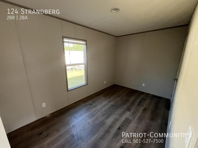 Building Photo - 124 Strandberg-