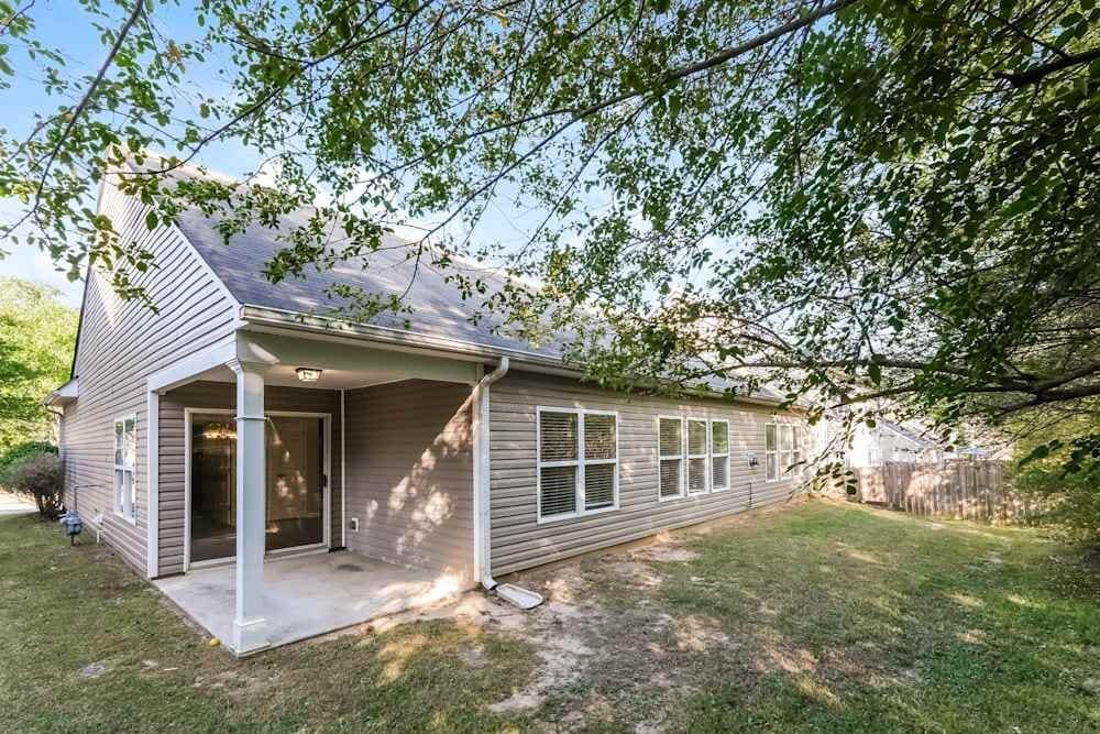 Building Photo - 2506 Gristhaven Ln