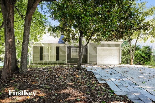 Building Photo - 12300 Danby Rd