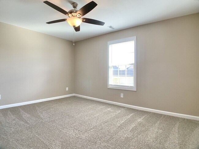 Building Photo - 425 Ayden Ln