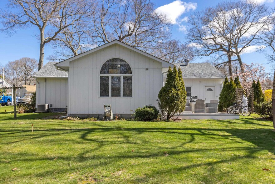 Building Photo - 18 Maryland Blvd