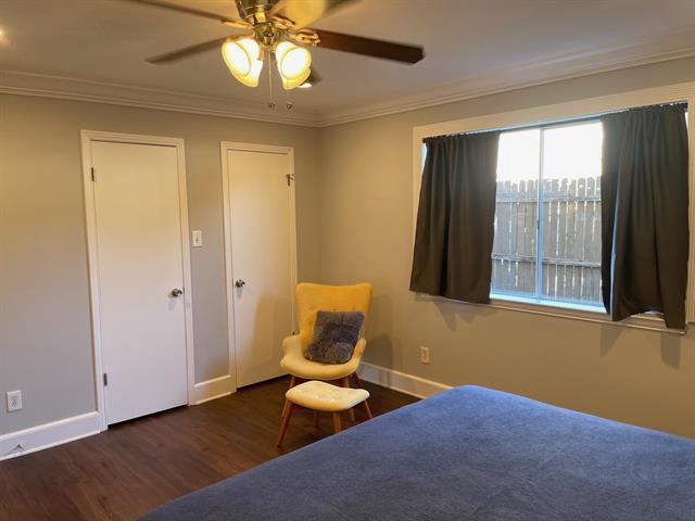 Building Photo - 7911 Meadow Park Dr