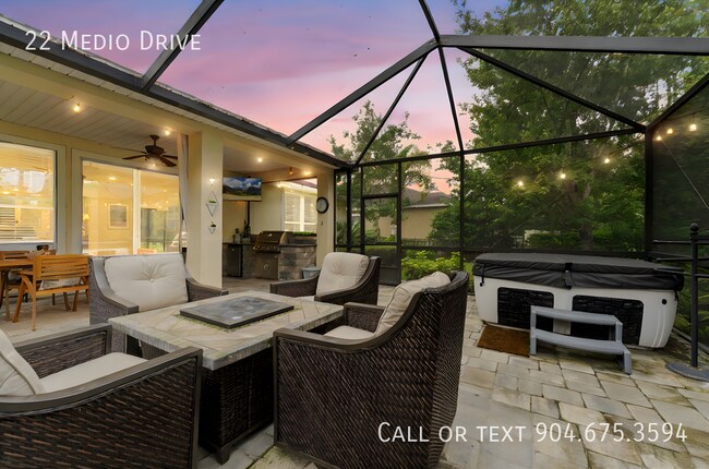 Building Photo - 22 Medio Dr