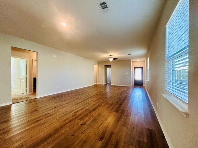 Building Photo - 401 Liberty Meadows Dr