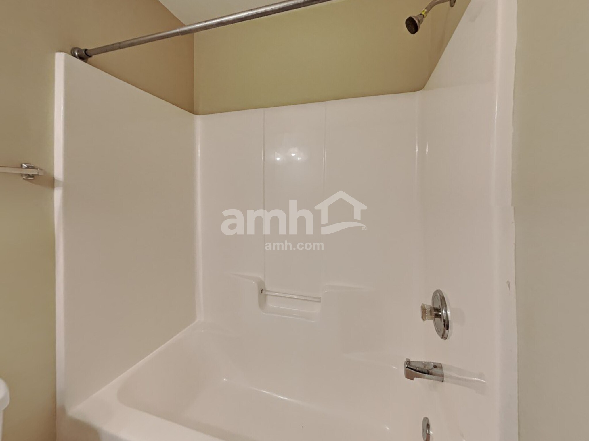 Building Photo - 15701 Seafield Ln