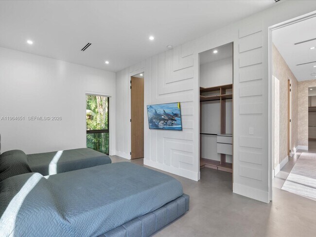 Building Photo - 871 NE 83rd St