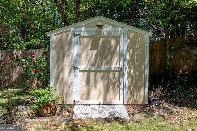 Building Photo - 2152 Marne Glen