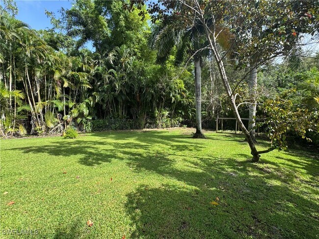 Building Photo - 5071 Coral Wood Dr