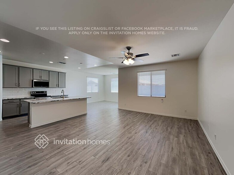 Building Photo - 35823 W Santa Monica Ave