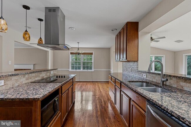 Building Photo - 1322 Cordelia Ct