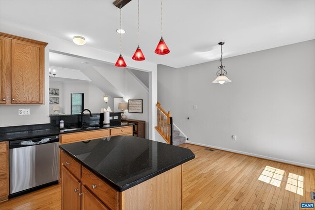 Building Photo - 2417 Abington Dr