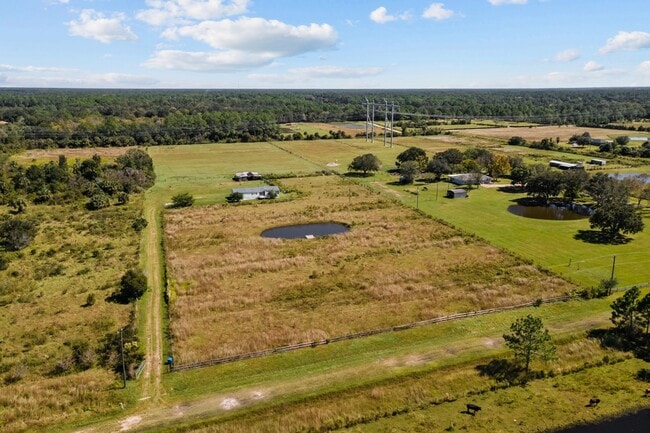 Building Photo - 241 Trotting Trail