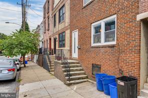 Building Photo - 2620 E Somerset St