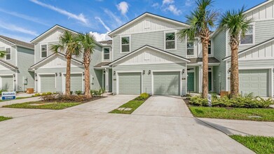 Building Photo - 5941 Lake Dr