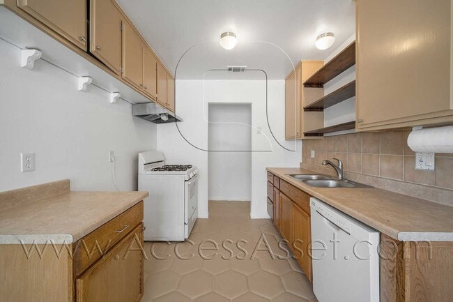 Building Photo - 29650 Jernigan St