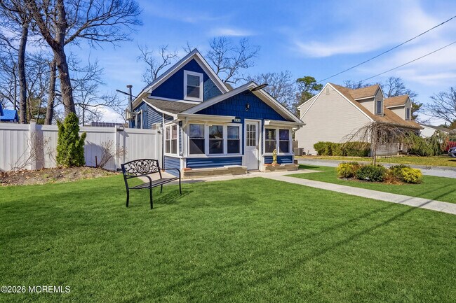 Building Photo - 644 Ocean Ave