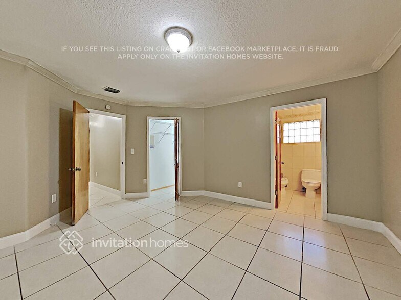 Building Photo - 14364 SW 48th Ln