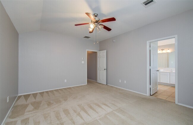 Building Photo - 5003 Riverbridge Ct