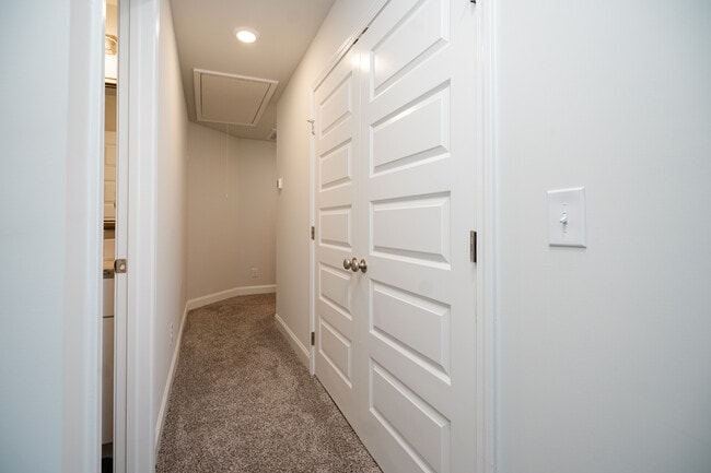 Building Photo - 24 Stafford Lp