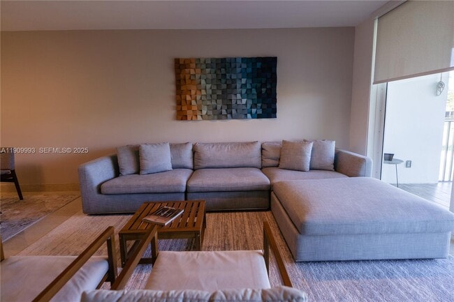 Building Photo - 4017 N Cypress Dr