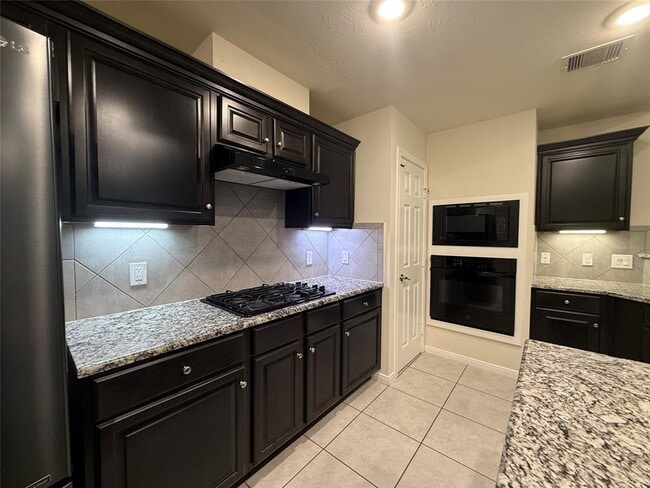 Building Photo - 7014 Limestone Cir