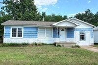 Building Photo - 2601 Glenn Ave