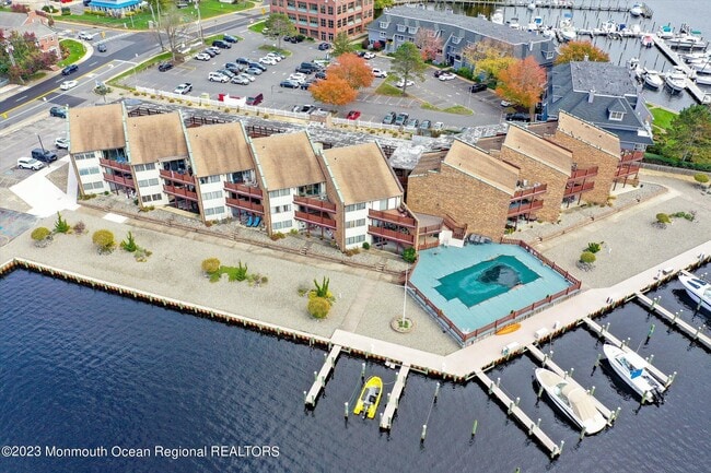 Building Photo - 77 E Water St