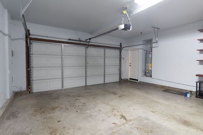 Building Photo - GREAT PRICE!!!- Mountain House-A Commuter'...