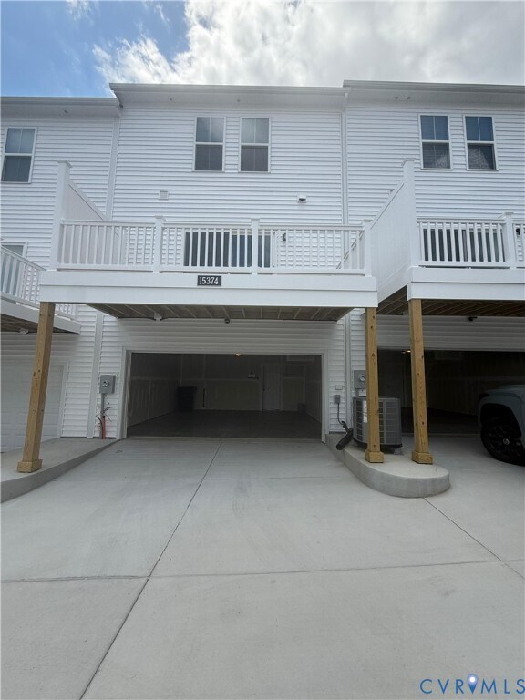 Building Photo - 15374 Oasis Sun Wy