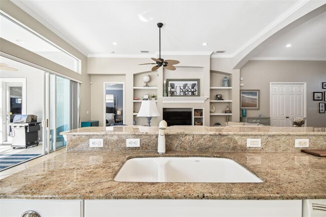Building Photo - 7328 Lake Forest Gln