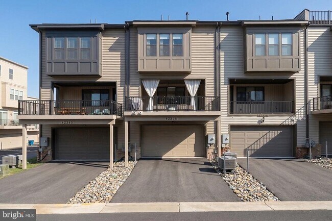 Building Photo - 42338 Nelsonville Ter