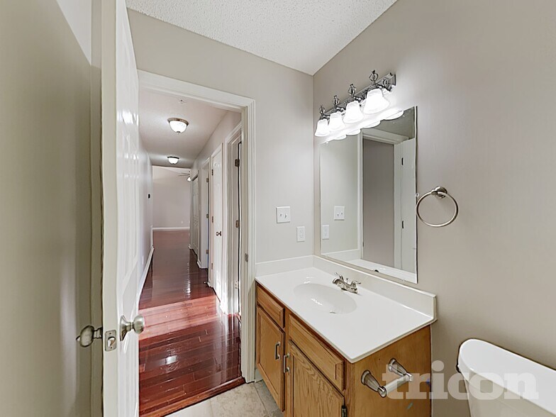 Building Photo - 4150 Ringtail Ct SE