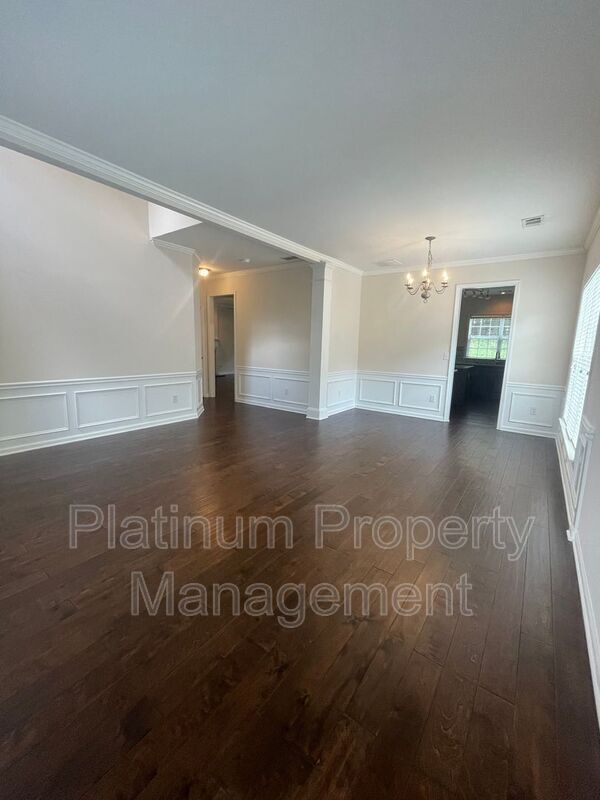 Building Photo - 165 Friars Head Dr NE