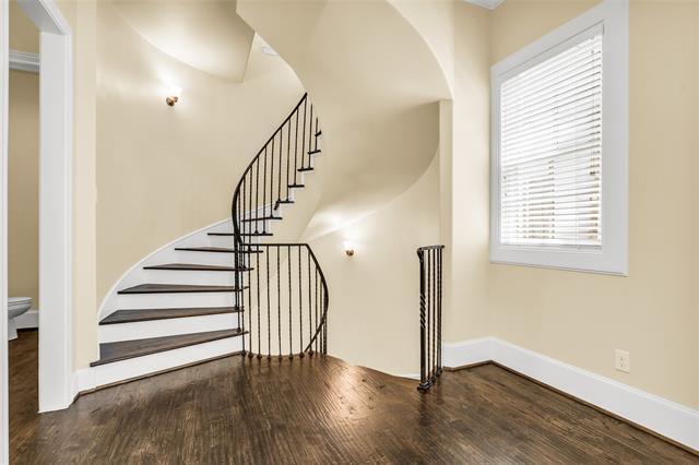 Building Photo - 3581 Dunminster Ct