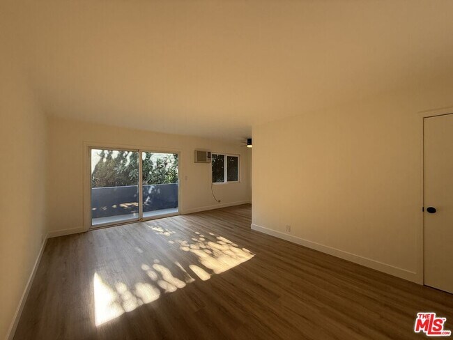 Building Photo - 3707 S Canfield Ave