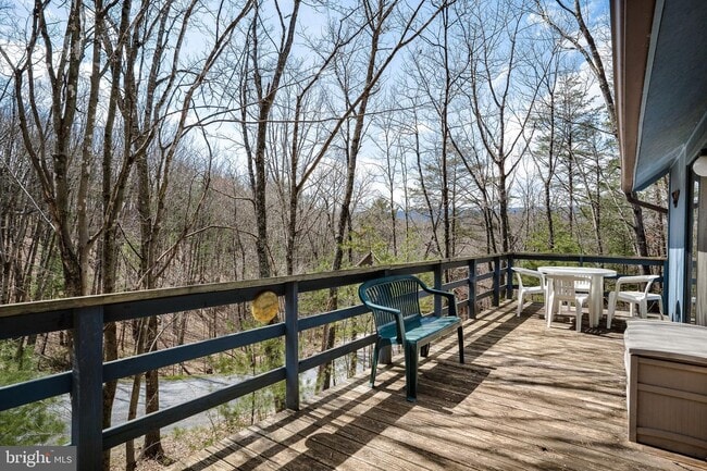 Building Photo - 5359 Crooked Run Rd