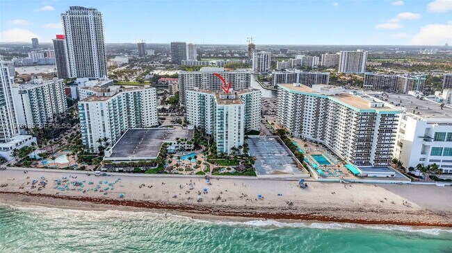 Building Photo - 3801 S Ocean Dr