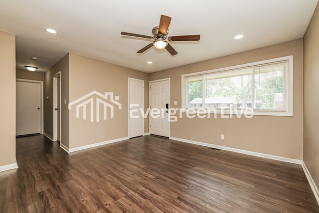 Building Photo - 5090 Altrim Rd