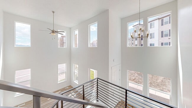 Building Photo - New Townhome For Rent in Highridge Mountai...