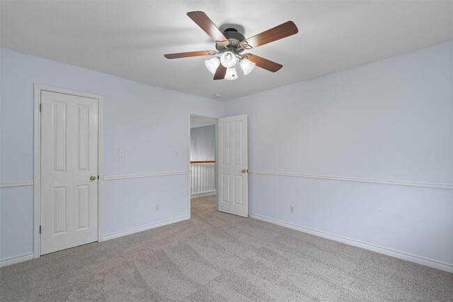 Building Photo - 1213 Red Ranch Cir