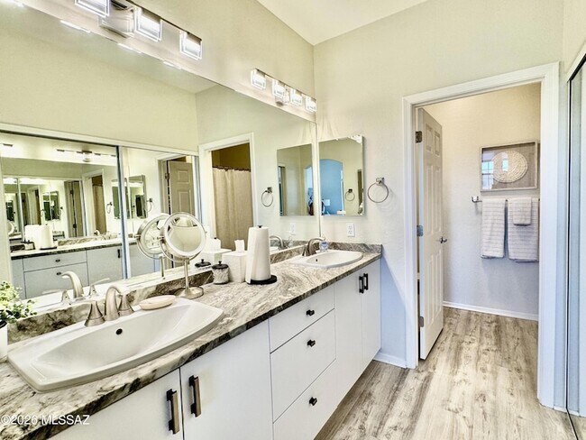 Building Photo - 755 W Vistoso Highlands Dr
