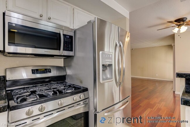 Building Photo - 2 br, 1.5 bath Condo - 730 Cory Drive, Ing...
