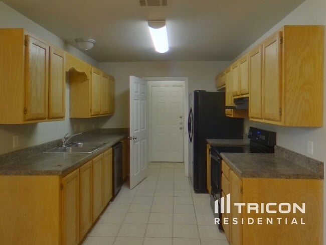 Building Photo - 215 Bobbie Ann Ct