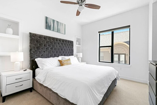 Building Photo - 101 Bowen St