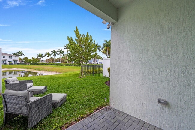 Building Photo - 4370 Pond Lily Ln