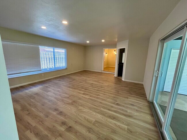 Building Photo - 146 Euclid Blvd