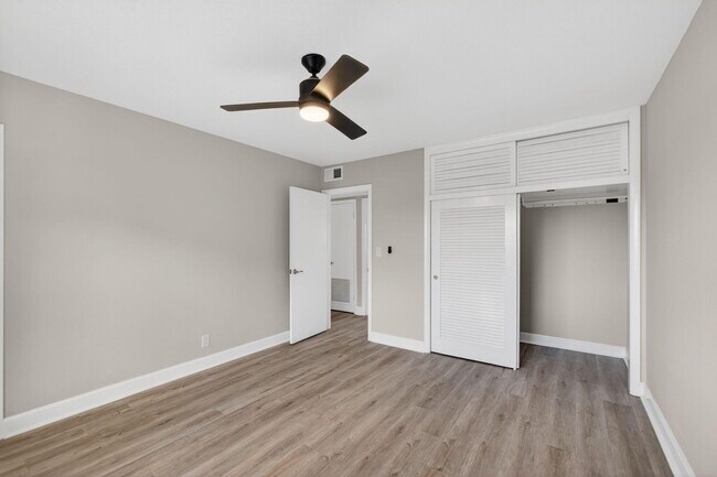 Building Photo - 624 Southwind Cir