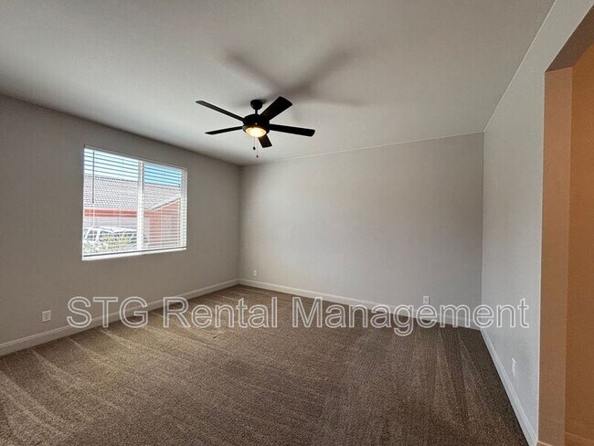 Building Photo - 840 Twin Lakes Dr